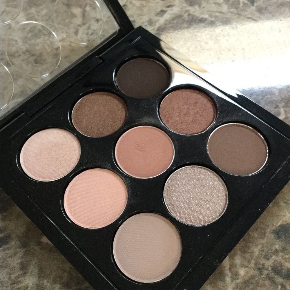 MAC Dusty rose times nine eyeshadow palette